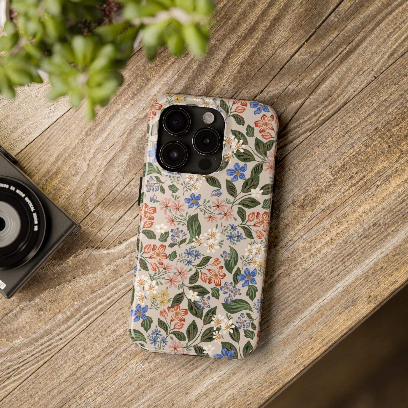 Lisabetta Cream - iPhone 15 Pro Case